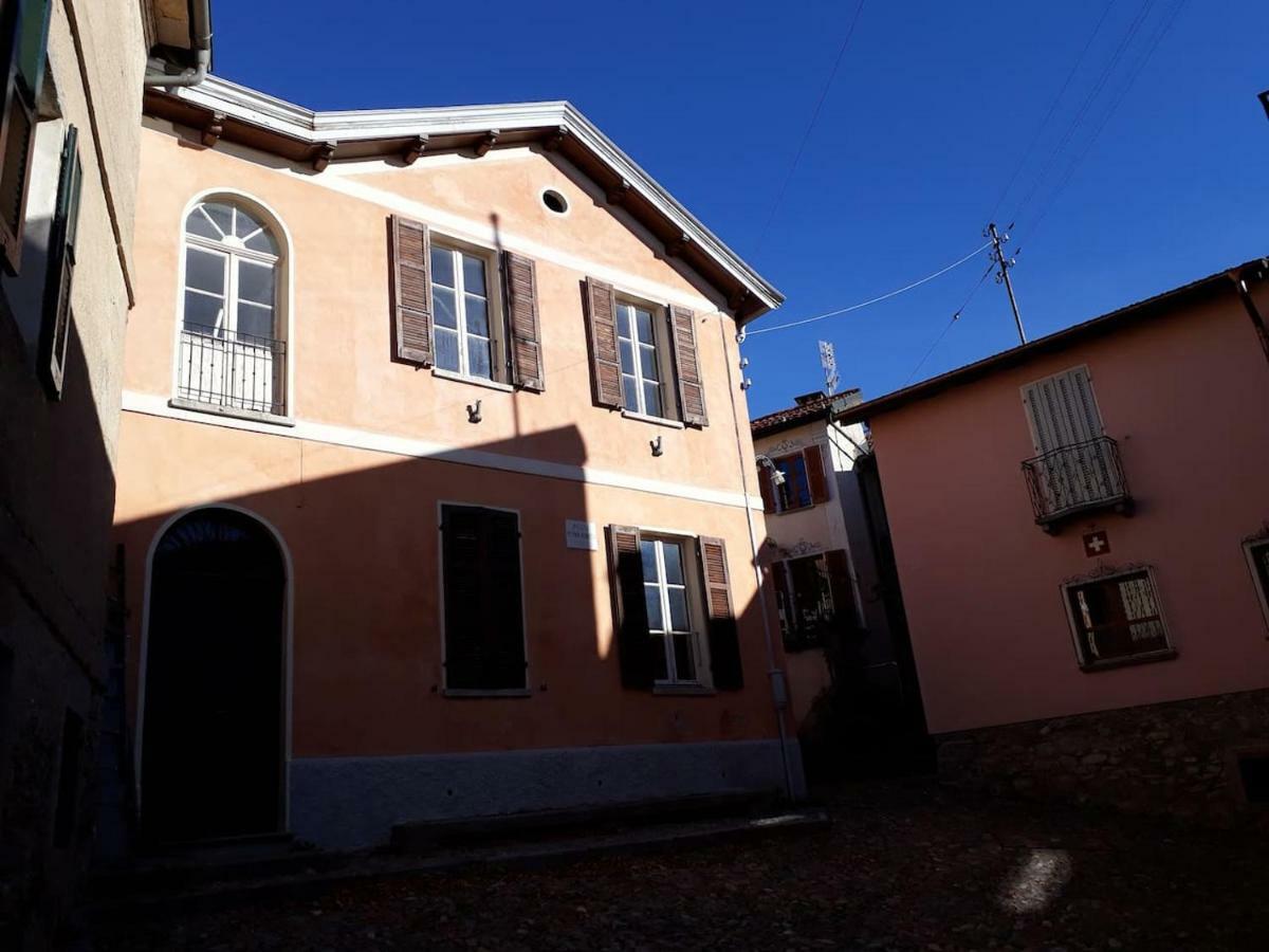 Casa Huerlimann Appartement Breno Buitenkant foto